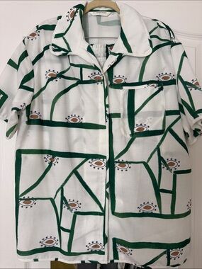 Commense White Shorts with Green Geometric Print